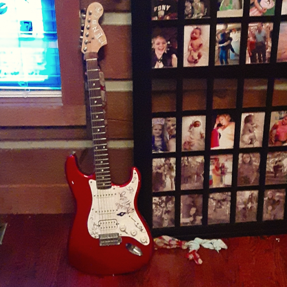Electric Fender Squier Red A BEAUTY